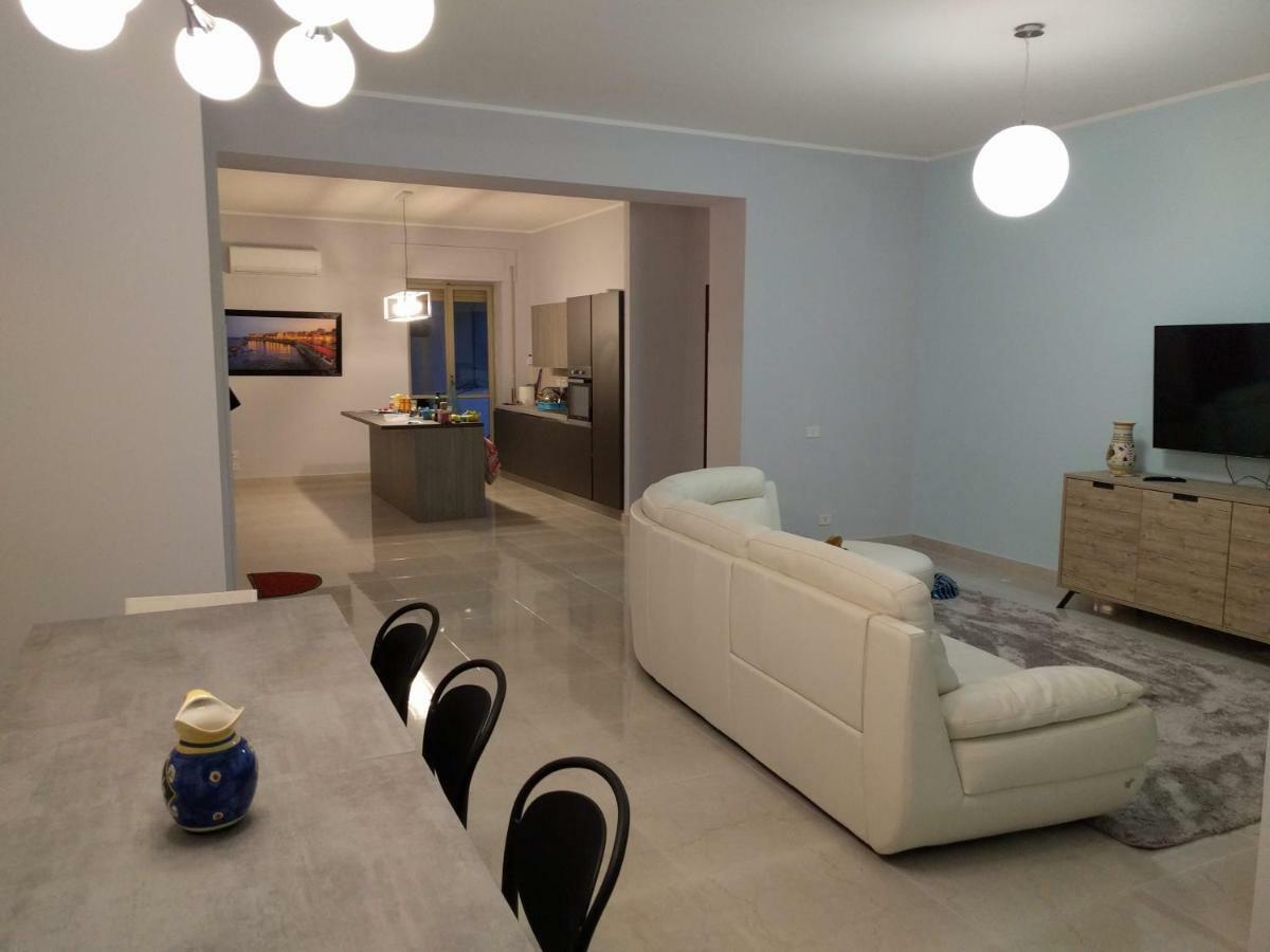 דירות סירקוזה Casa Bella - 3 Baths - Walk To Ortigia מראה חיצוני תמונה