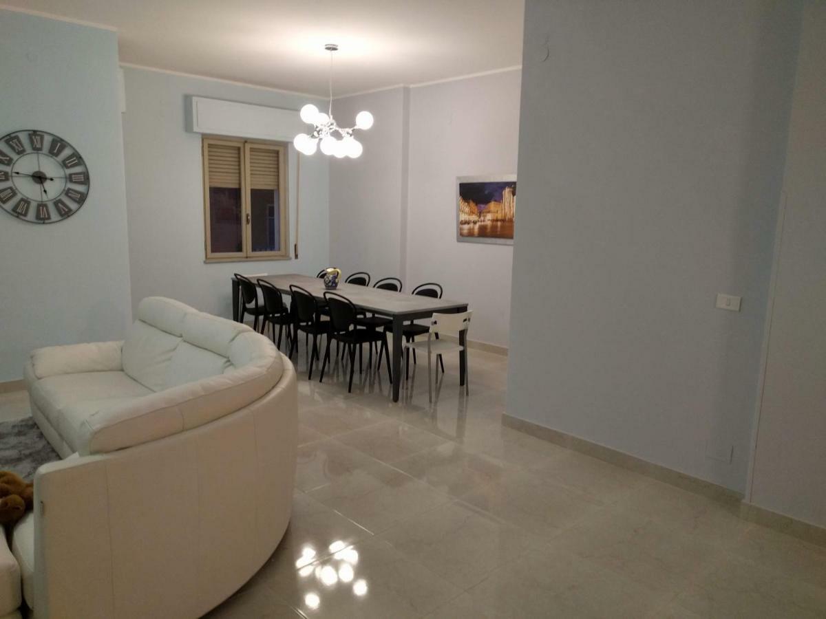 דירות סירקוזה Casa Bella - 3 Baths - Walk To Ortigia מראה חיצוני תמונה